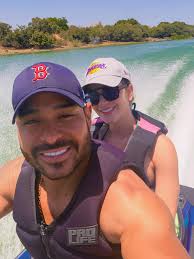 Meu amor, meu grande amor… daqueles que a gente sente até no silêncio, que  acalma, que soma, que é lar. Fim de semana ao seu lado e o coração em paz, é