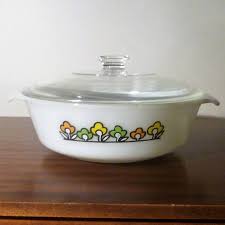 Find anchor hocking bakeware from a vast selection of glass. Vintage 1960s Anchor Hocking Fire King Summerfield Pattern 1 1 2 Qt Round Casserole Dish With Glass Lid 437 Flower Casserole Dishes Fire King Summerfield