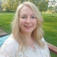 Follow Your Dreams with Lisa Freeland