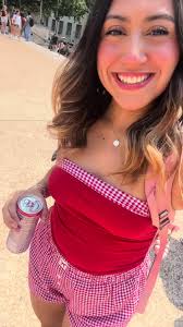 first day of junior year at the BEST school evaaa #utaustin #junioryea...