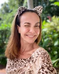 Flávia Monteiro diz que tem 'oito embriões congelados': 'Filhote mesmo'