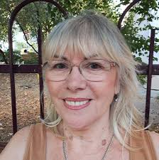 Better hacks for flights and travelling!✈️ Save your belongings and money 💵