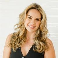 Elizabeth Dempsey's Instagram, Twitter & Facebook