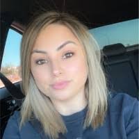 Amanda Starr's Instagram, Twitter & Facebook