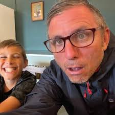 Ted Hodges (@Tedhodges12)