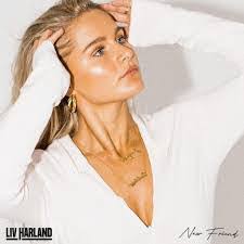 Laura Carozza's Instagram, Twitter & Facebook