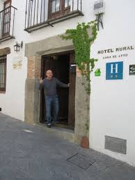 Casa de labranza gallega cuyos orígenes se remontan al s.xvii. Castillo Estaba Cerrado Picture Of Casa De Labranza San Martin De Valdeiglesias Tripadvisor