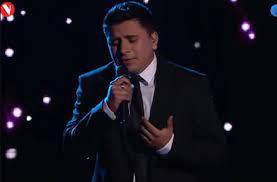 Ricardo montaner y lali quedaron visiblemente emocionados. Jeny8ub0tpxwem