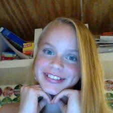 Alyssa Deboer's Instagram, Twitter & Facebook