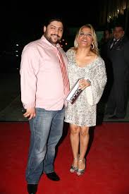 Kibariye ile ali küçükbalçık'ın kızları olan birgül küçükbalçık 2000 yılında dünyaya gelmiştir. Kibariye Nin Kizi Birgul Nisanlandi Magazin Haberleri Magazin Haberleri