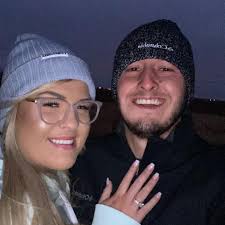 I love you more than anything @arielstormxo and thank you for the awesome  and fun adventure through the maze. I can't wait to do it again with you.  It was cold but