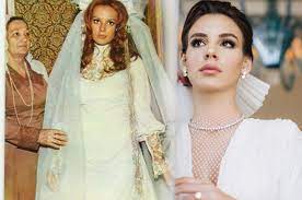 Haberler magazin haberleri hülya koçyiğit ile eşi selim soydan'a dava! Yesilcam Guzeli Hulya Kocyigit In Torununa Bakin Aslisah Alkoclar Ve Esinin Fotografi Sosyal Medyayi Salladi Ayni Anneannesi Galeri Takvim