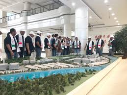 الزيارة السنوية لعملاء الشركة لمصنع جرى بالصين Basic Electronics Company