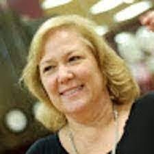 Katherine Hilburn's Instagram, Twitter & Facebook