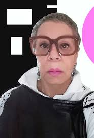 Debra Hand: The Gifted Apple that fell from an Amazing Tree