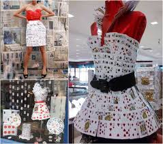 Kostüme zu dritt der karnevals hit kostümecom blog. Herzkonigin Kostum Bzw Kleid Aus Spielkarten Selber Machen