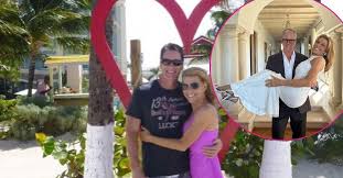 Wheel of Fortune's Vanna White Marries Boyfriend John Donaldson