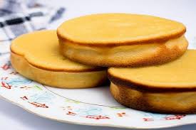 Sedang mencari resep kue lumpur praktis dan mudah dibuat dirumah? Resep Kue Lumpur Tape Cocok Jadi Camilan Akhir Pekan