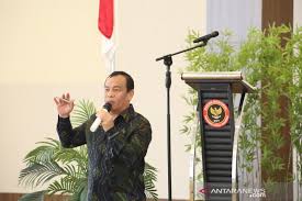 Dalam acara pembekalan tentang radikalisme dan terorisme kepada perwira marinir wilayah jakarta dan komunitas intelijen korps marinir di gedung graha. Bnpt Ciri Radikalisme Dan Terorisme Tidak Dari Cara Berpakaian Antara News