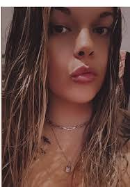 Kristin Barham's Instagram, Twitter & Facebook