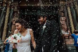 Cuál es la estructura de la ceremonia católica? Conozcan el paso a paso