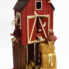N En Prend Plein Les Yeux Avec La Fabrication Du Poulailler En Chocolat De Gilles Cresno Chocolatier Retrouvez Les Oeufs Au Pra Cuckoo Clock Clock Wall Clock