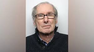 Peter Holbrook: Jail for bogus financial adviser