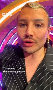 Voting for Danny Dietrich by clicking the care button