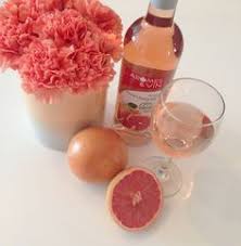 Une Table Estivale A La Mode Montreal Fruit Wine And Dine Food