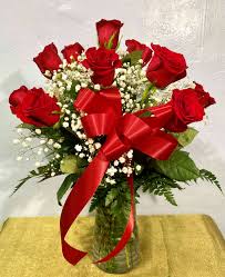 Dozen Long Stemmed Red Roses With Baby S Breath In Chandler Az Chandler Flowers