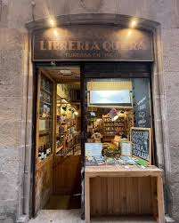 Cozy read + cozy blanket = fall perfection 🍂 It's finally cold out! And I  am here for it 🙌🏻 Check out my stories for a giveaway of this book! Next  up