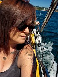 What are everyone's recommendations of places to visit within an hours  drive of Tenby ?