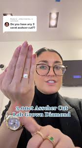 Replying to @_allisonmariee_ sure do 😏 #asscherdiamond #gagediamonds  #diamond #labgrowndiamond #engagementring #stepcutdiamonds #3carat  #diamondrings