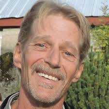 Eric Derry's Instagram, Twitter & Facebook