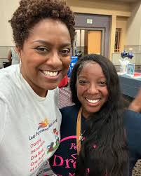 Amazing Encounter at The Indie Authors Book Fair! 📚✨ I had the absolute  pleasure of meeting a fellow children's book author Tanisha Chambers  @zuriadventuresbooks who shared she's been following my author journey