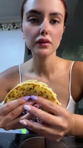 Kat Ramírez (@kattiedrg)