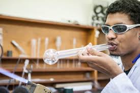 Conor Howell-Bennett Glassblower apprentice 2