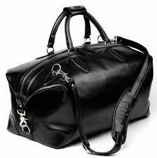 Aya Deri Gianni Taglia Panosundaki Pin