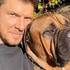 Martha Williamson (@MarthaMoonWater)