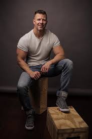 Portrait of Andrew Kaser...