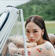 Miu Lê bị bệnh vẫn vào bếp nấu ăn, cái kết thảm thương khiến CDM bật cười