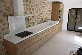 Le plan de travail est une partie importante d'une cuisine, aussi pratique qu'esthétique. Plan De Travail Granit Blanc Cocinas De Casa Cocinas Decoracion De Unas