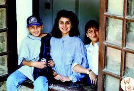 Neetu kapoor shared this picture. Diving Deep Into The Stardom Of The Spice Girl Neetu Singh Filmfare Com