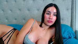 Sofidiamond_ masturbates