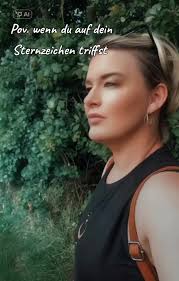 Golden of Huntrix Leo Zodiac