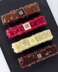 Antoine Chassonnery On Instagram Les Barres Roche Vanille Fraise Citron Pistache Chocolat Lait Noisette Chocolat Noir Amande Et Ton Desserts Food Cheesecake