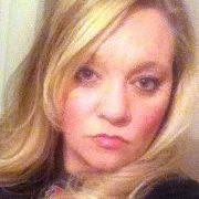 Crystal Mounts's Instagram, Twitter & Facebook