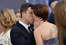 Who is colin jost dating? Scarlett Johansson And Colin Jost Married In Private Ceremony
