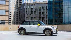 Mini countryman cooper ii рестайлинг. First Drive Review The 2020 Mini Cooper Se Electric Car Realigns How I See Evs