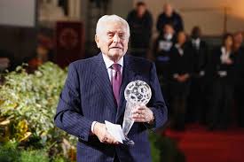 È morto giampiero boniperti, presidente onorario e leggenda della juventus. Bzjezuliasxs M